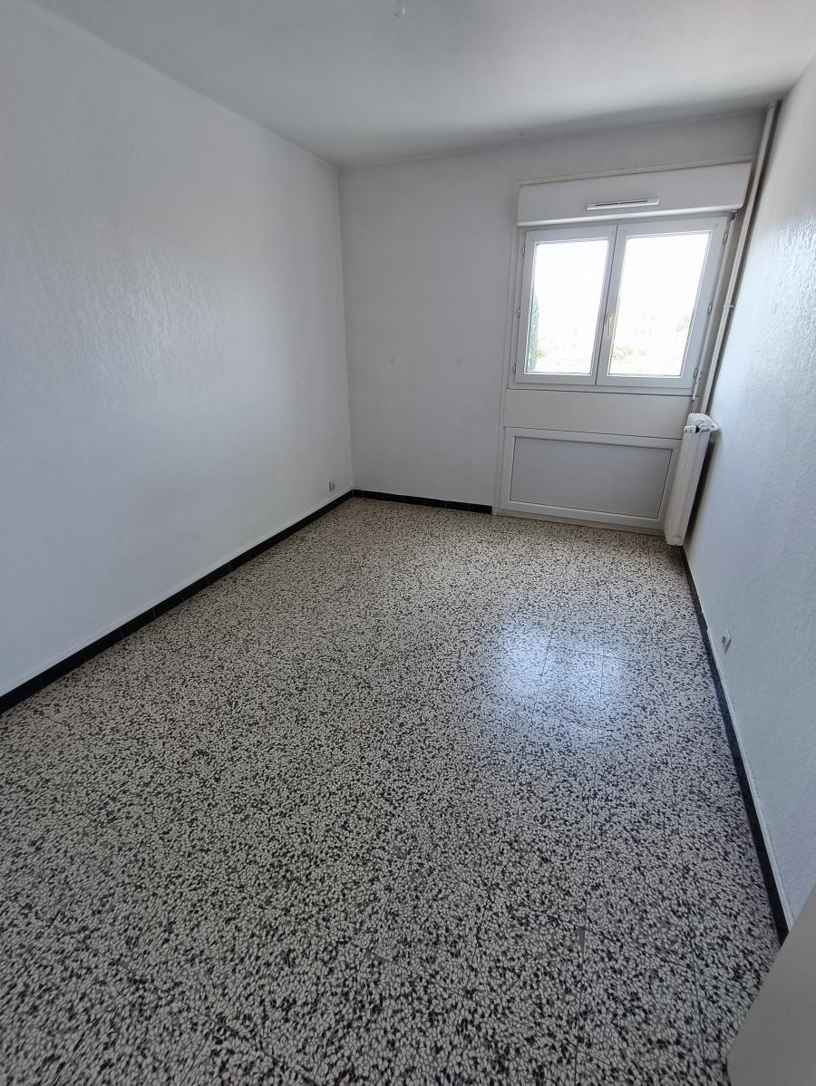 
																			3 pièces – 
																		2ème étage – 66m² - 220 000 € - Photo #2