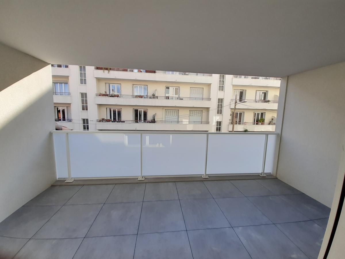 
																			3 pièces – 
																		2ème étage – 59m² - 827,86 € - Photo #0