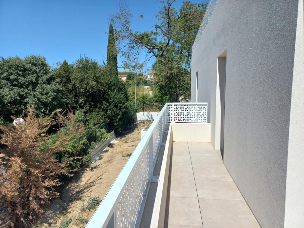 
																																							3 pièces - 
																																						1er étage - 67m² - 1 230,20 € - Photo #3