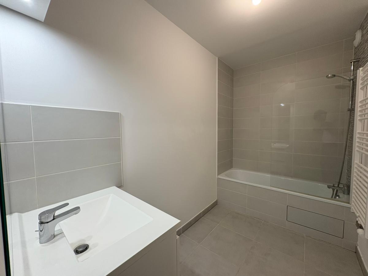 3 pièces - RDC - 67m² - 826,61 € - Photo #4