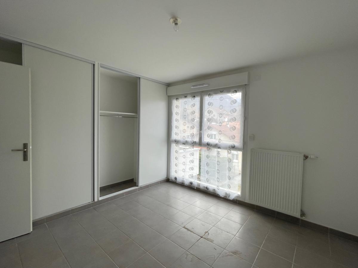 
																																							2 pièces - 
																																						2ème étage - 50m² - 850,46 € - Photo #5