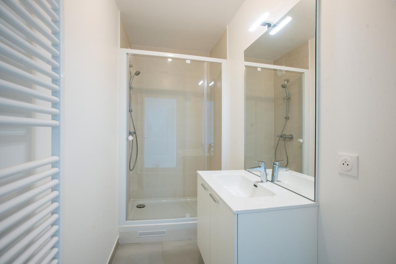 2 pièces - 5ème étage - 43m² - 1 198,83 € - Photo #4