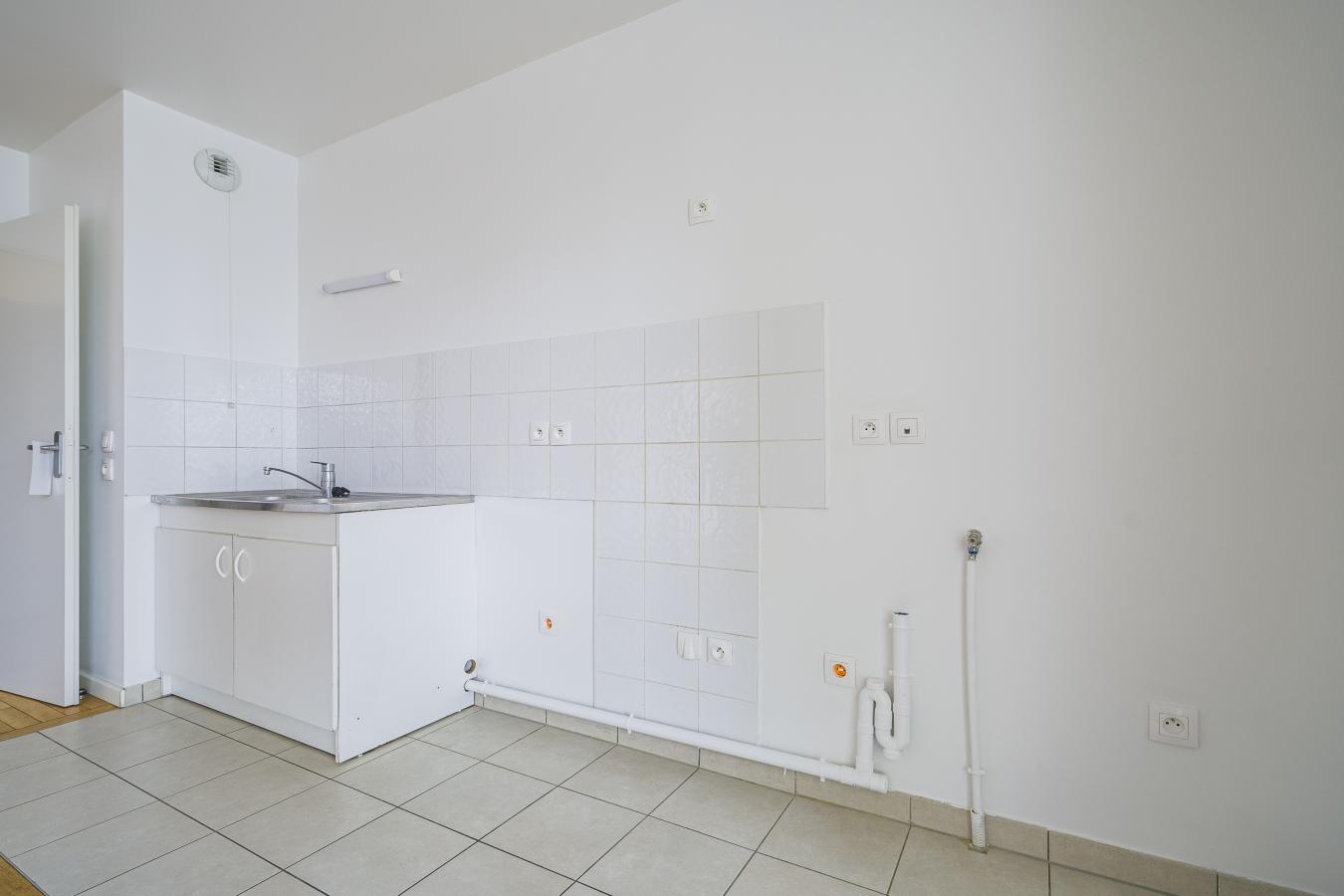 
																																							3 pièces - 
																																						2ème étage - 60m² - 1 331,26 € - Photo #1