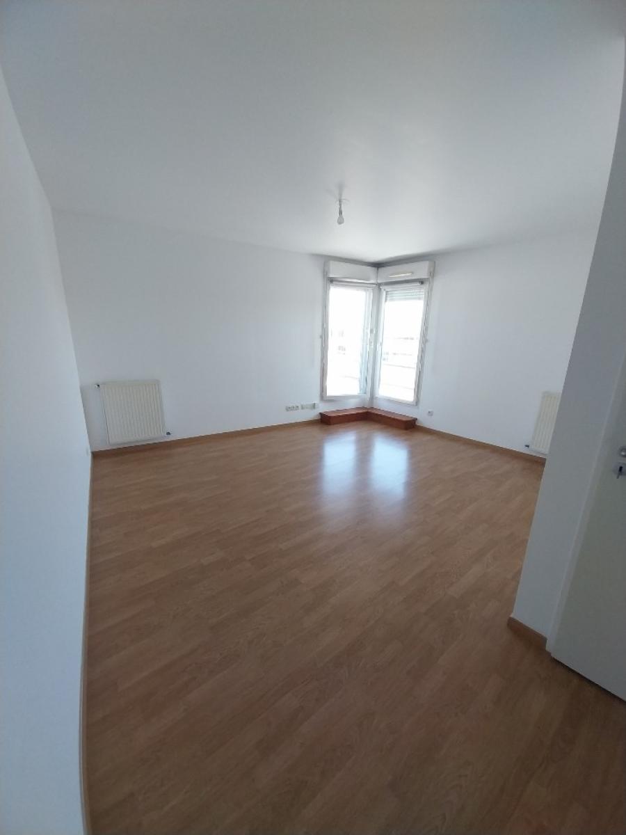 
																			2 pièces - 
																		5ème étage - 55m² - 837,08 € - Photo #3