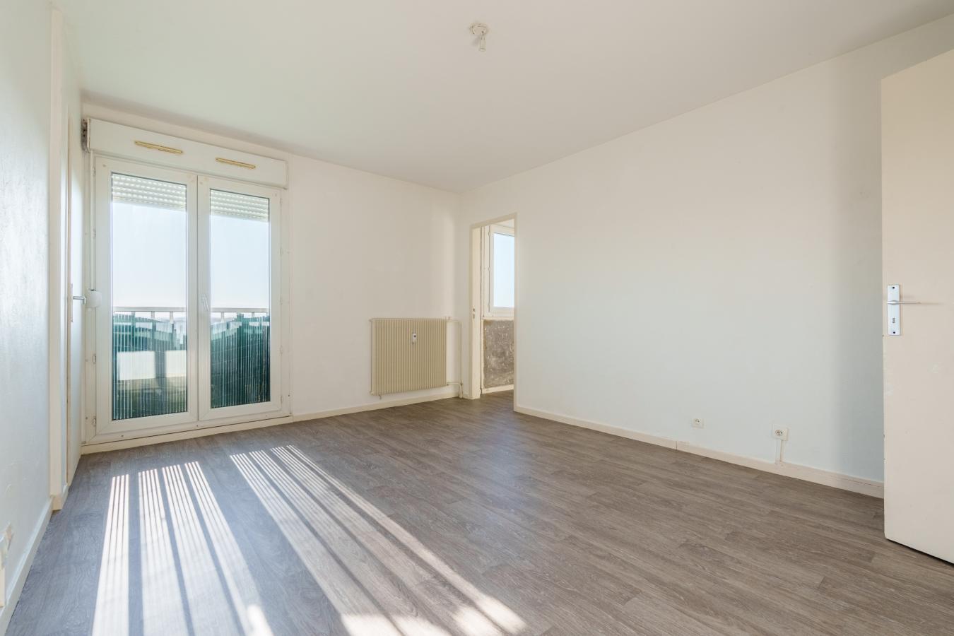 
																																							4 pièces - 
																																						3ème étage - 76m² - 531,15 € - Photo #1