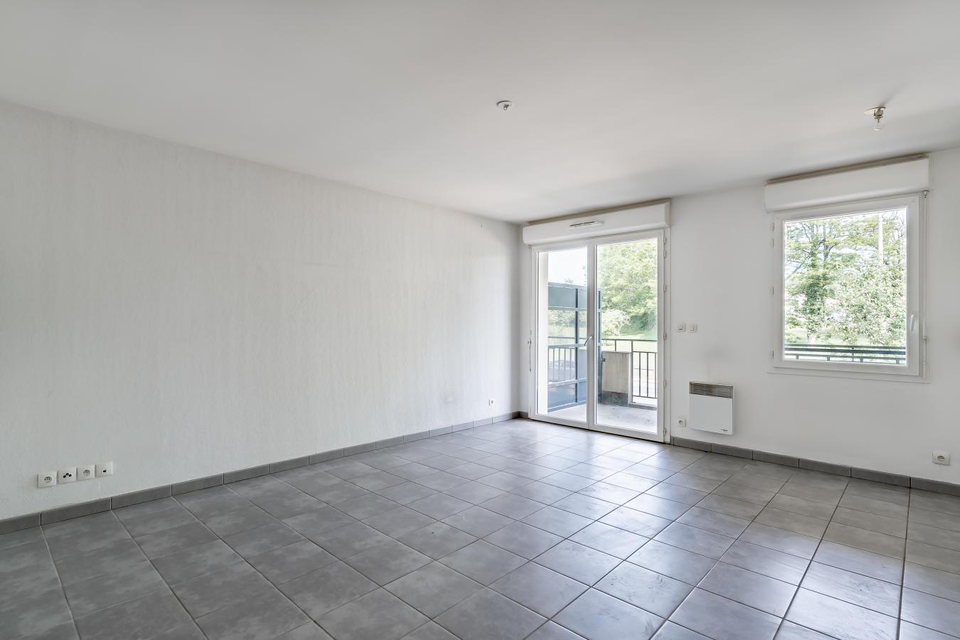 
																			3 pièces – 
																		1er étage – 60m² - 180 000 € - Photo #3