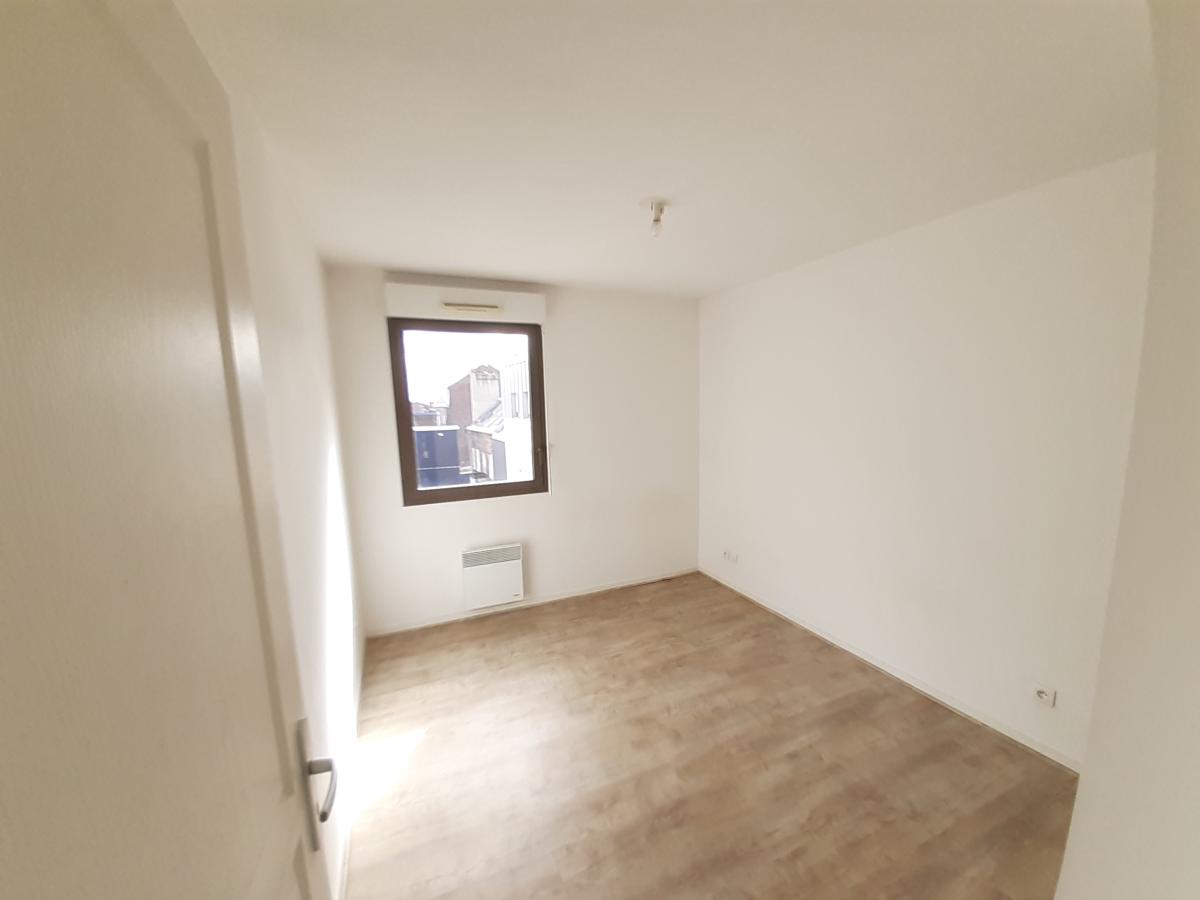 
																																							3 pièces – 
																																						4ème étage – 60m² - 187 000 € - Photo #3