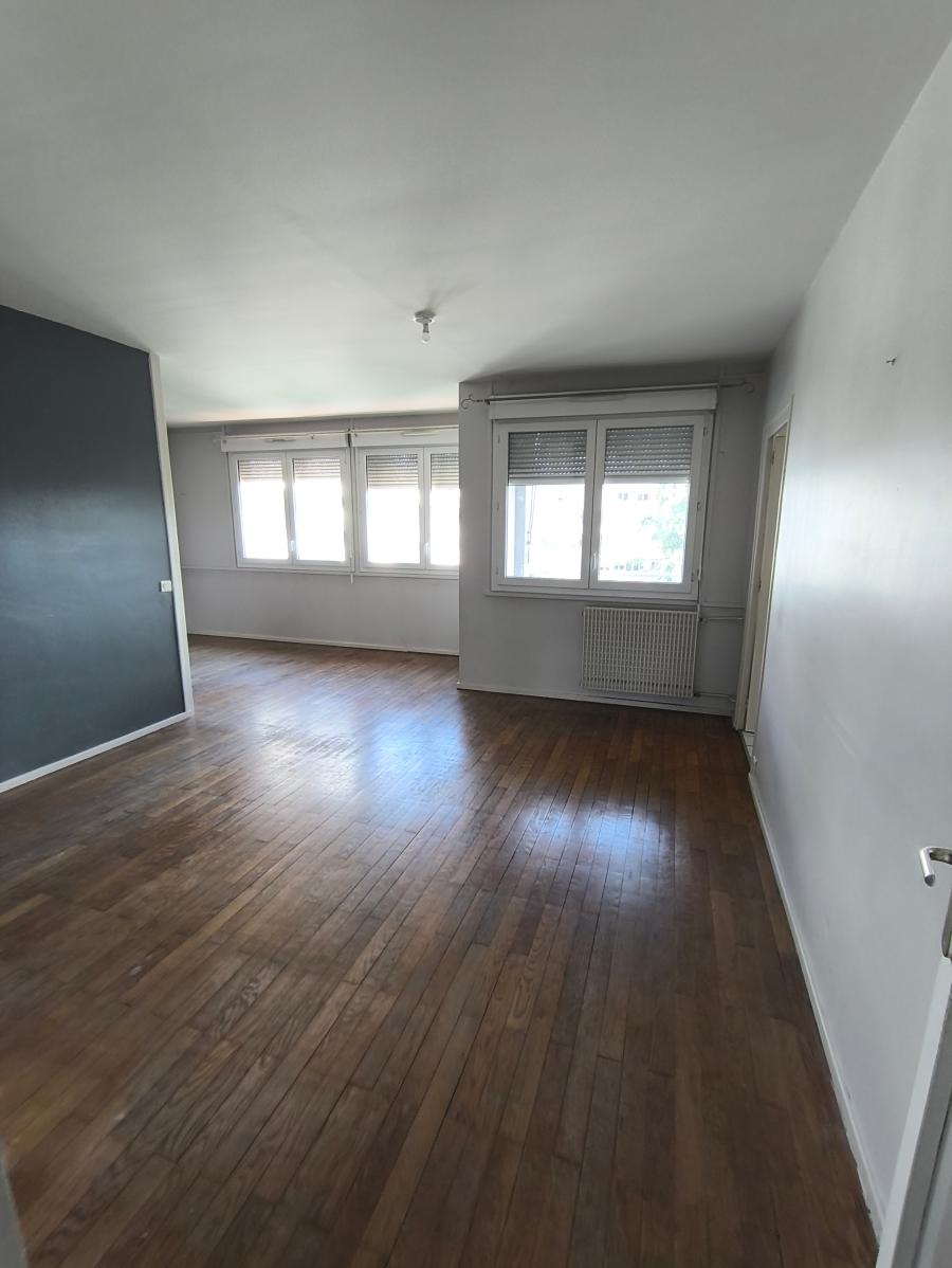 
																																							4 pièces - 
																																						5ème étage 275 000 € - Photo #4
