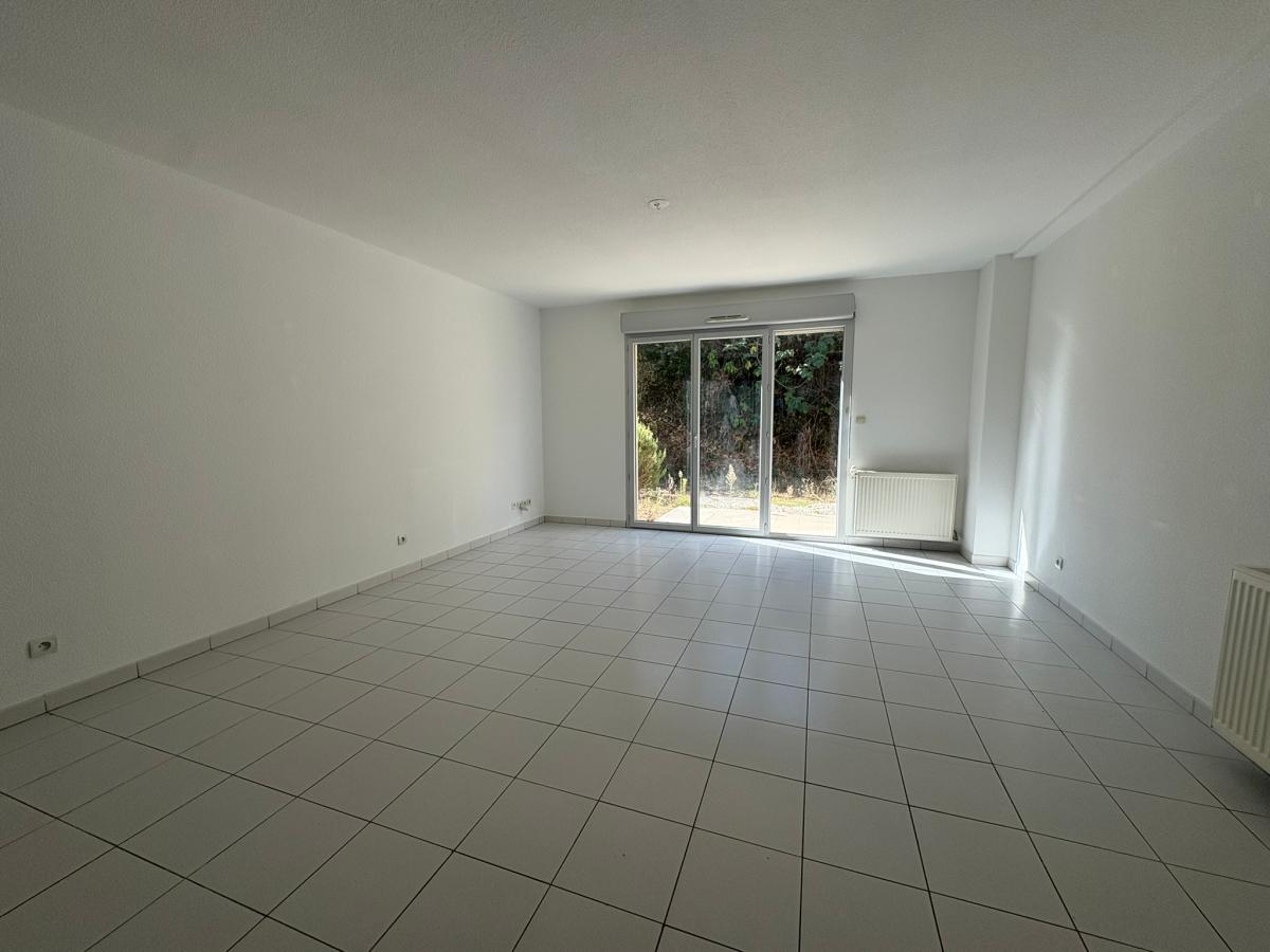 
																																							5 pièces - 
																																						RDC - 95m² - 1 171,95 € - Photo #7