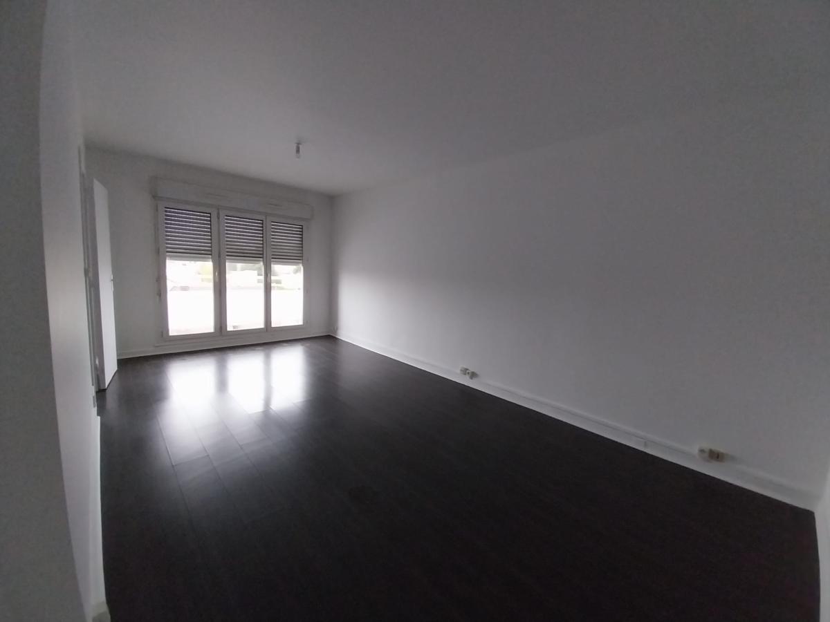 
																			3 pièces - 
																		4ème étage - 61m² - 249 000 € - Photo #2