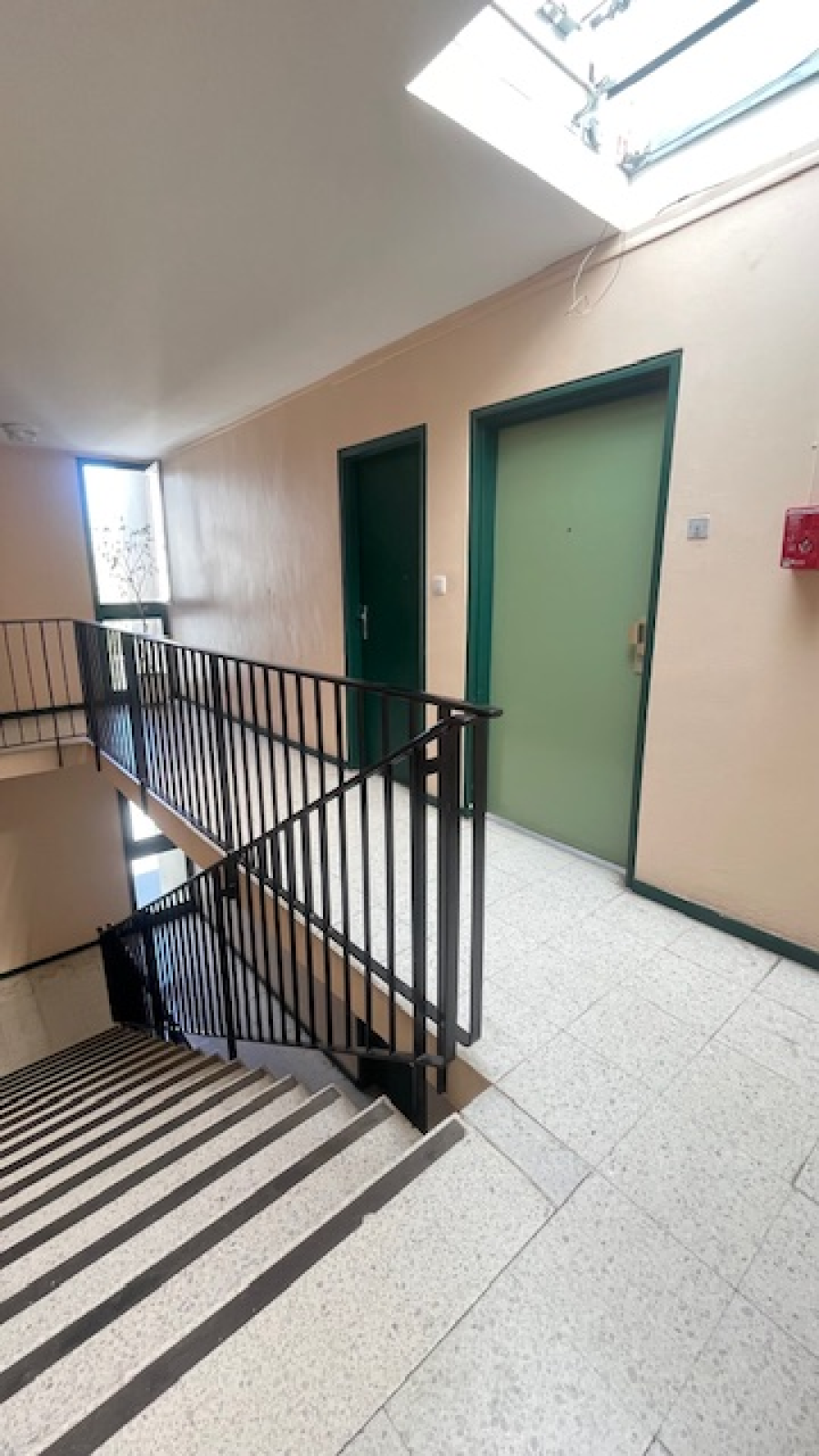 
																																							4 pièces - 
																																						3ème étage - 78m² - 160 000 € - Photo #4