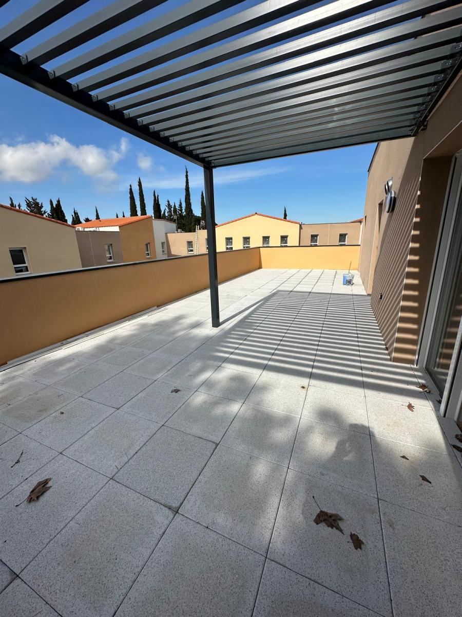 
																																							4 pièces - 
																																						2ème étage - 90m² - 1 020,64 € - Photo #2