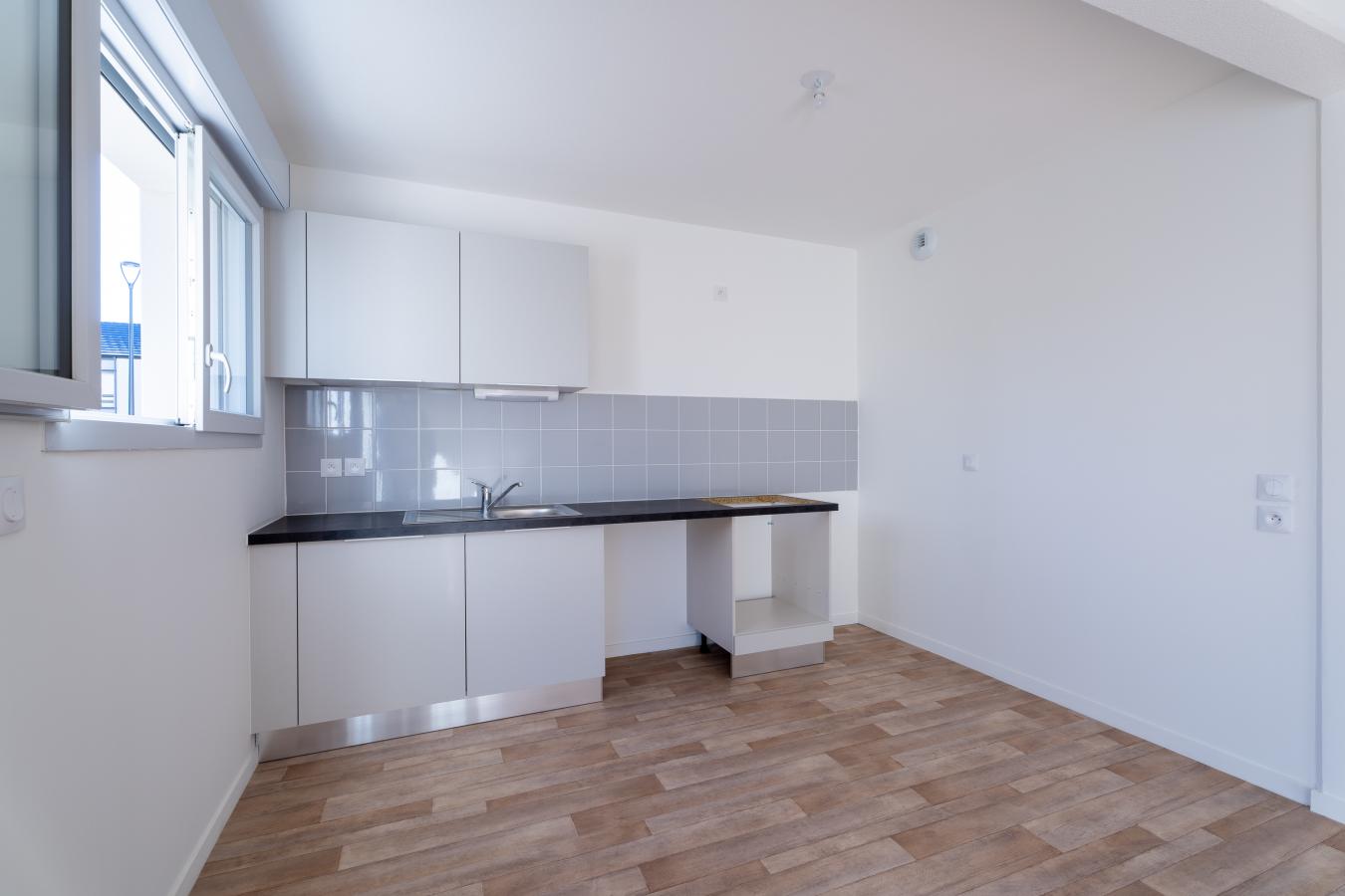 
																																							3 pièces - 
																																						1er étage - 70m² - 684,17 € - Photo #4