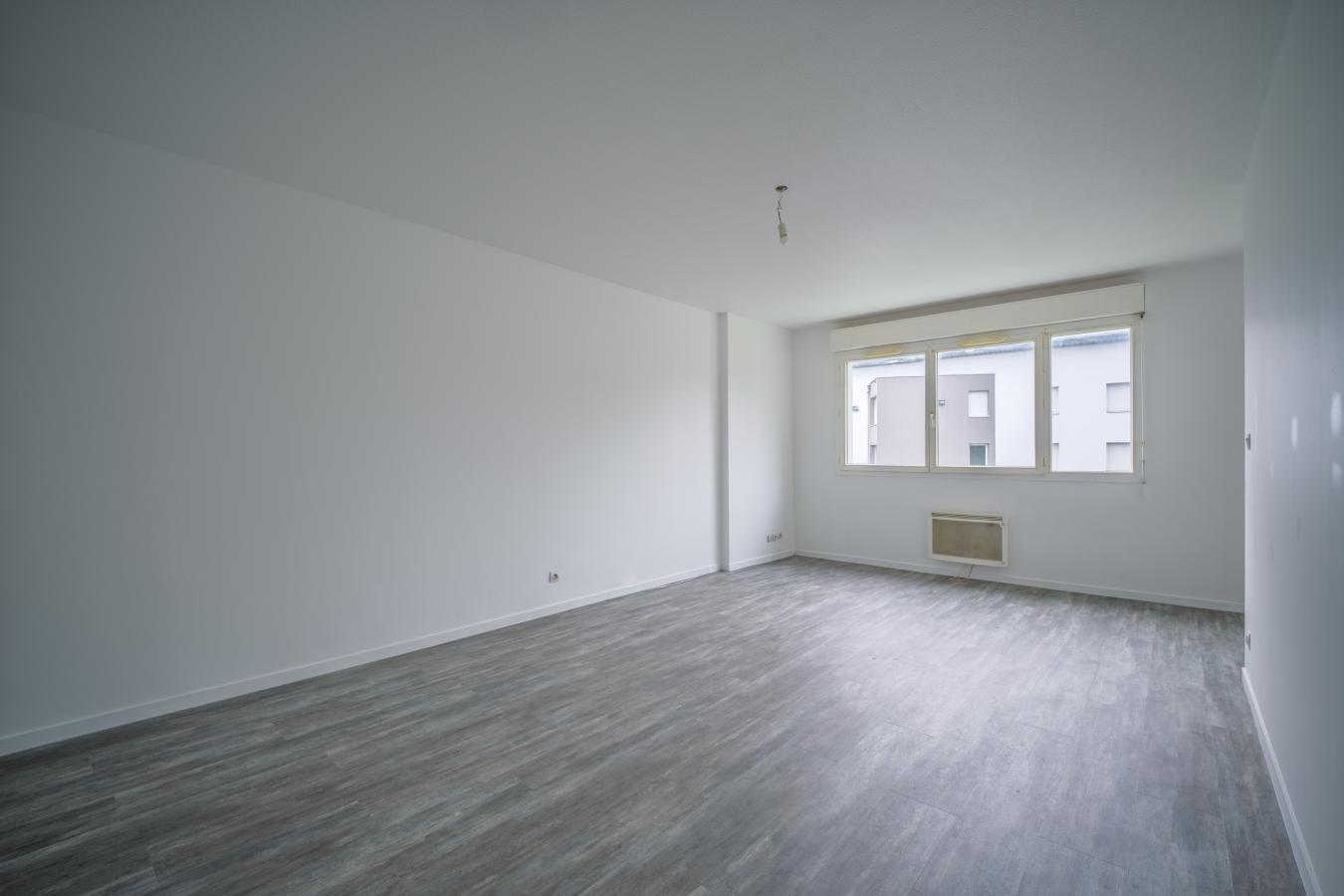 
																			2 pièces - 
																		1er étage - 52m² - 129 000 € - Photo #1