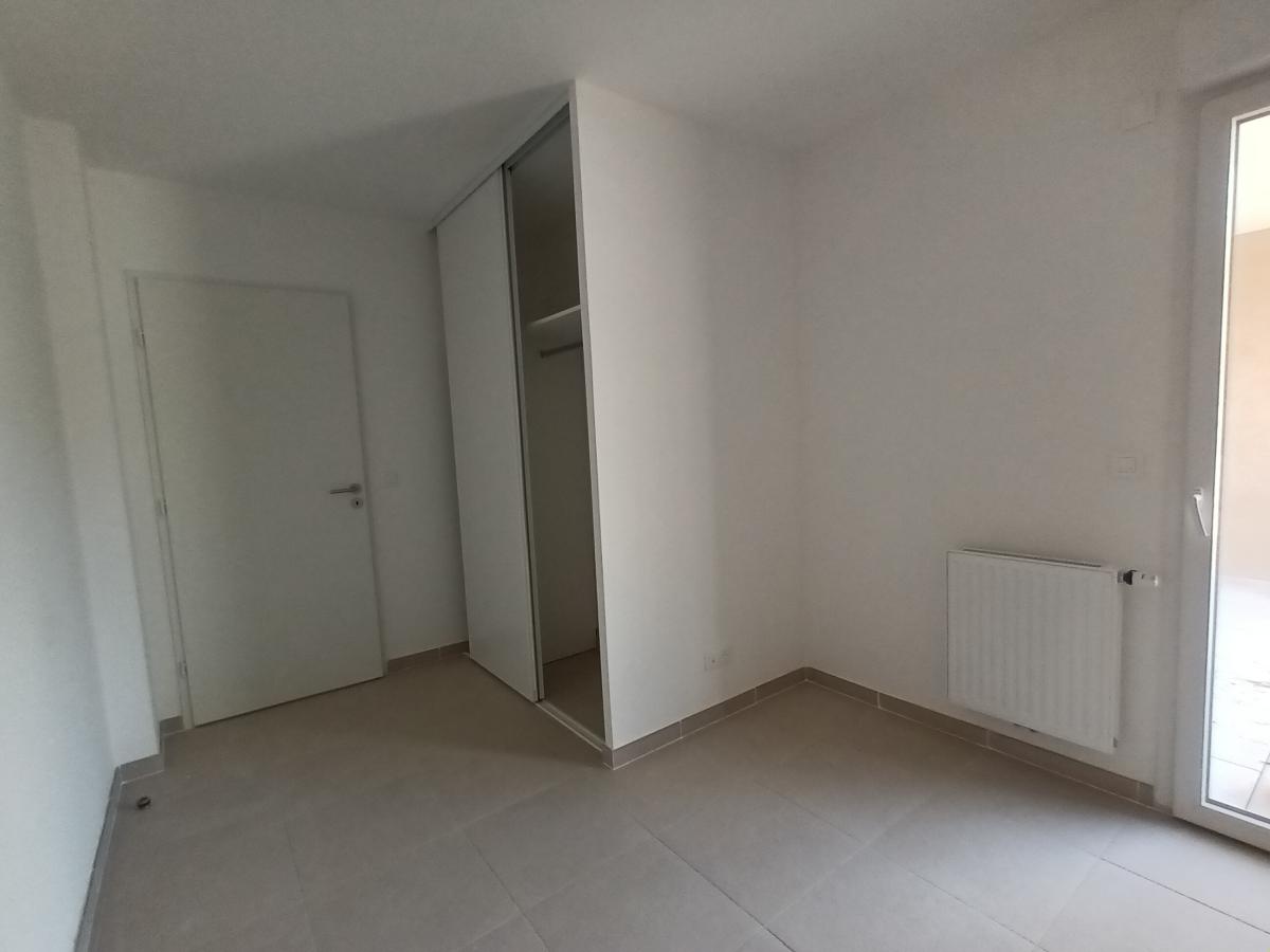 
																																							3 pièces - 
																																						1er étage - 55m² - 896,31 € - Photo #2