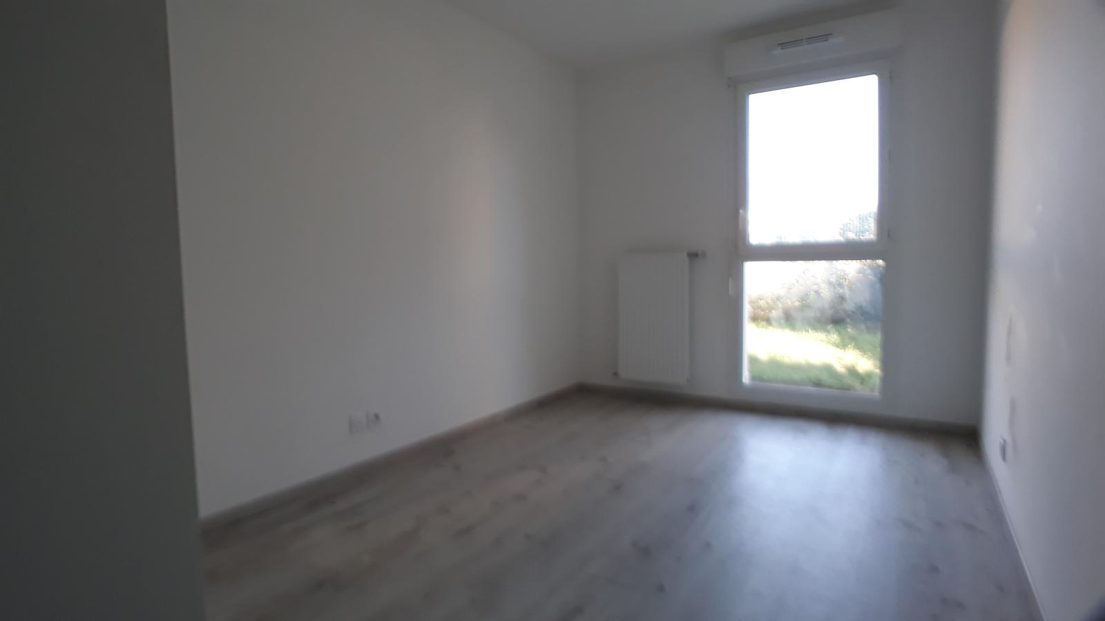 
																																							3 pièces - 
																																						RDC - 58m² - 866,31 € - Photo #3