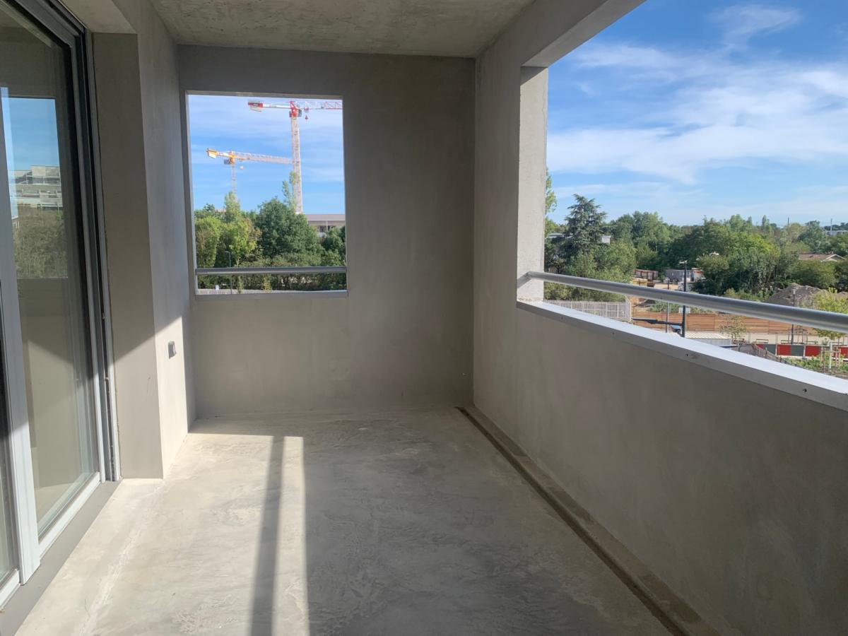 
																																							4 pièces - 
																																						2ème étage - 84m² - 1 136,99 € - Photo #7