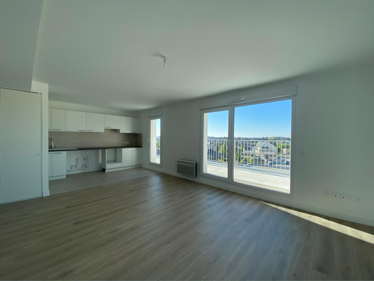 
																			4 pièces - 
																		3ème étage - 90m² - 993,05 € - Photo #3