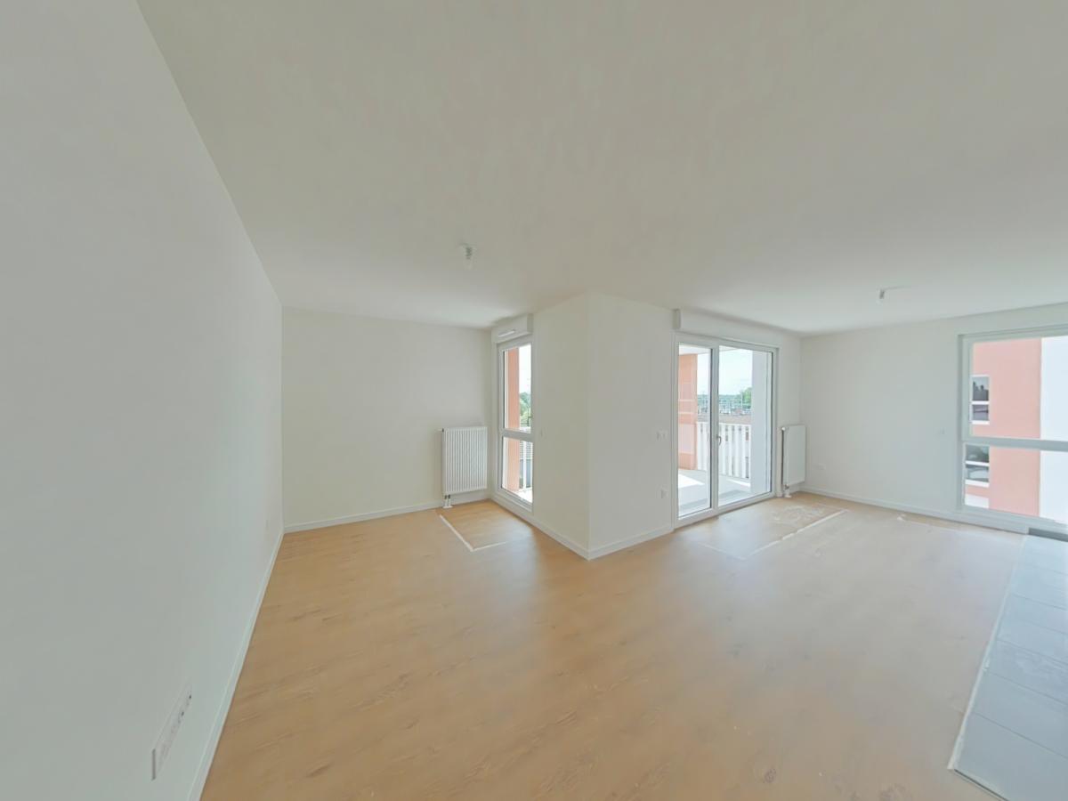 3 pièces - 3ème étage - 66m² - 939,99 € - Photo #1