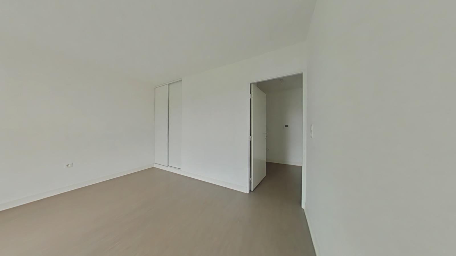 
																																							3 pièces - 
																																						2ème étage - 67m² - 760,64 € - Photo #4