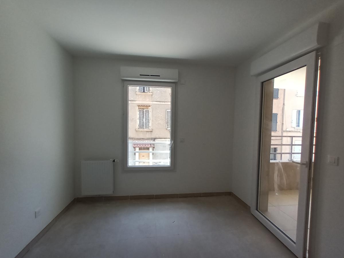 
																																							2 pièces - 
																																						1er étage - 38m² - 697,56 € - Photo #3