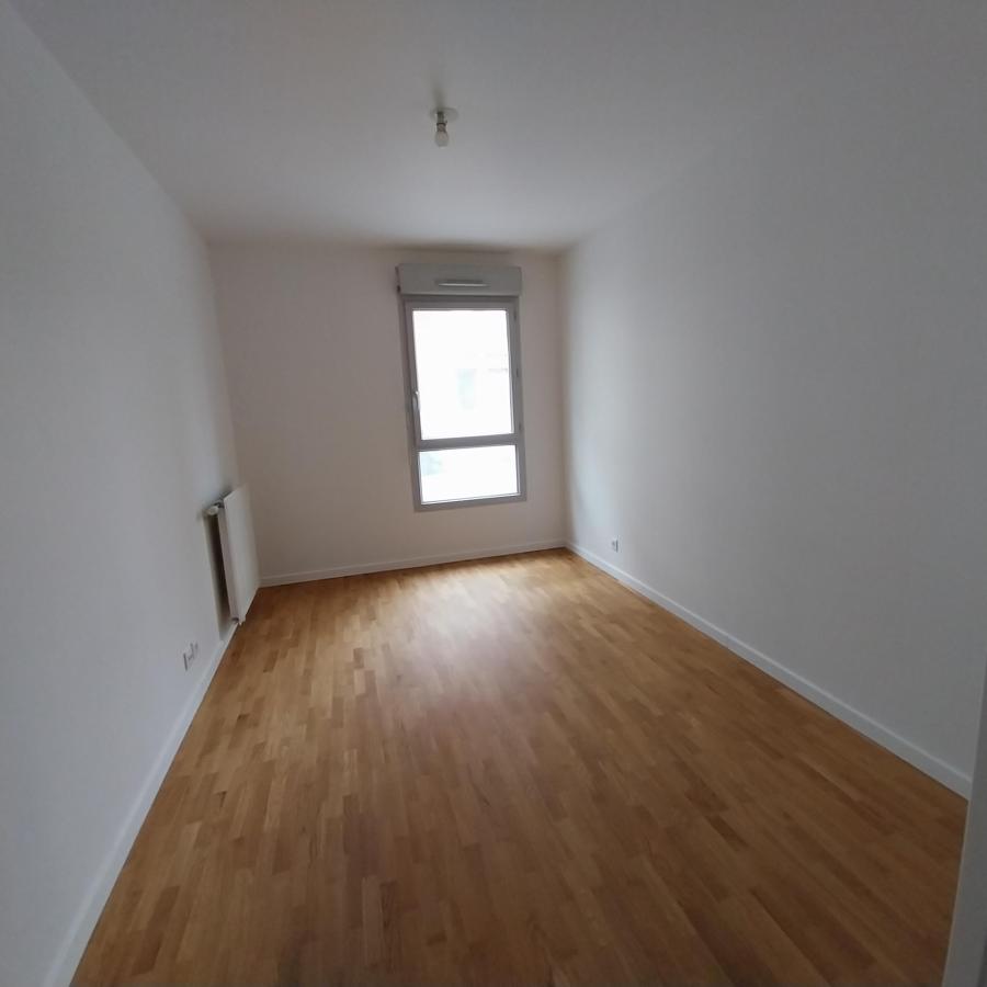 
																																							2 pièces - 
																																						RDC - 42m² - 190 000 € - Photo #3