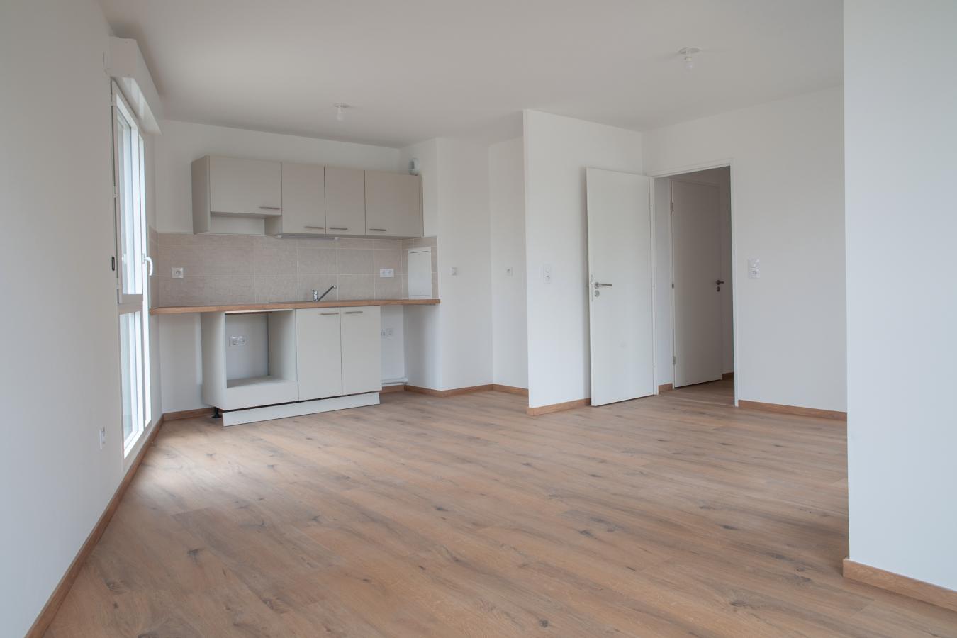 
																																							3 pièces - 
																																						1er étage - 59m² - 886,62 € - Photo #2