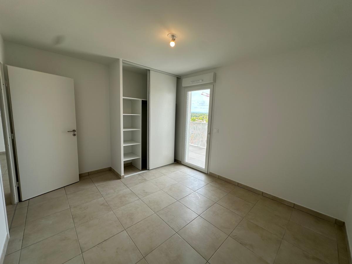 2 pièces - 6ème étage - 41m² - 713,69 € - Photo #4