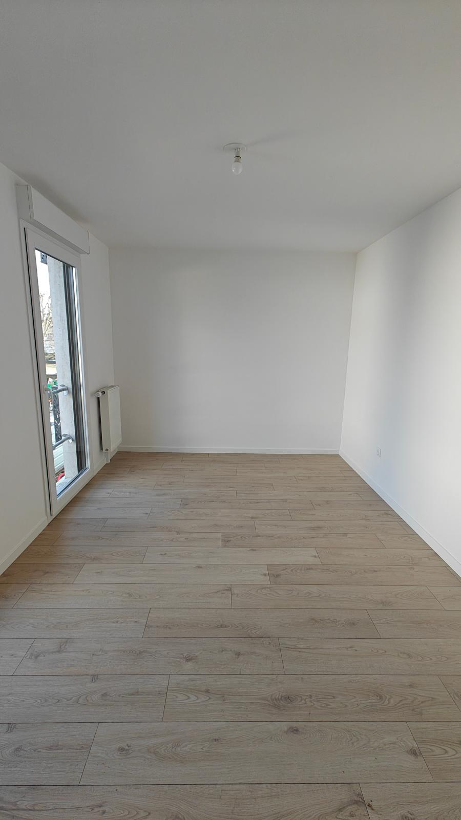 
																			2 pièces - 
																		RDC - 47m² - 1 090,37 € - Photo #4