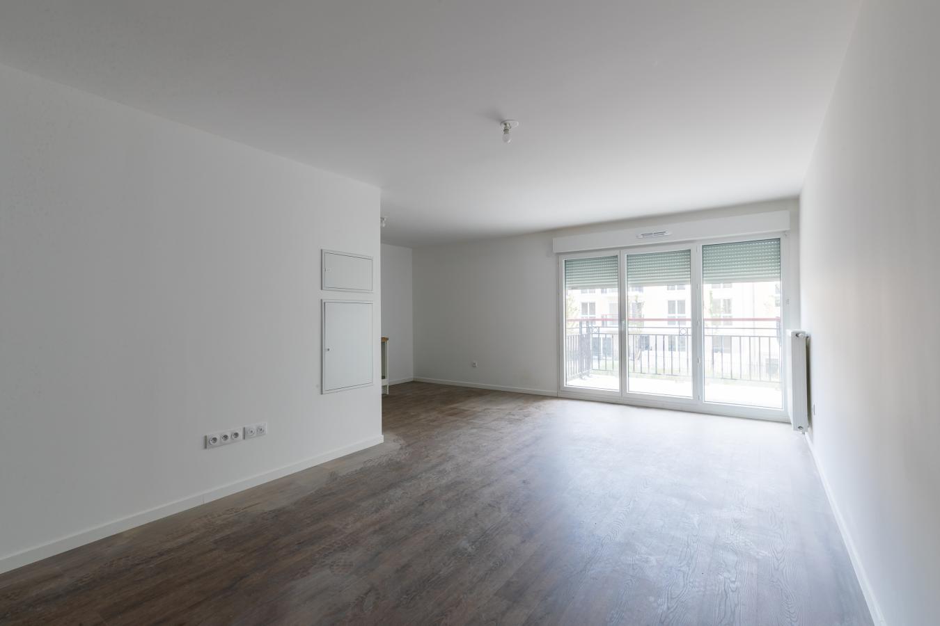 2 pièces - RDC - 40m² - 652,96 € - Photo #2