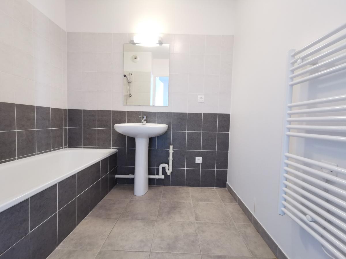 2 pièces - 7ème étage - 46m² - 715,39 € - Photo #5