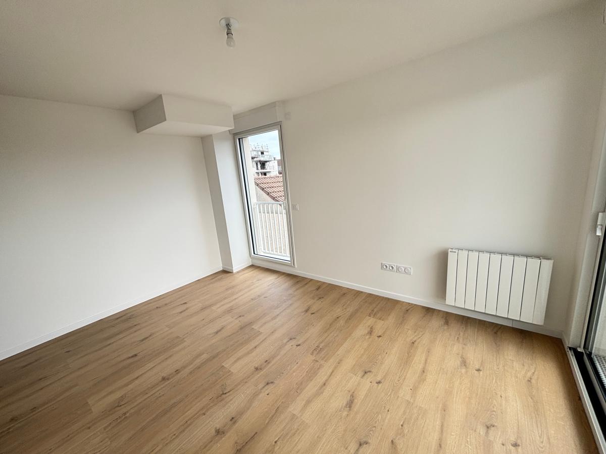 2 pièces - 1er étage - 45m² - 1 160,69 € - Photo #5