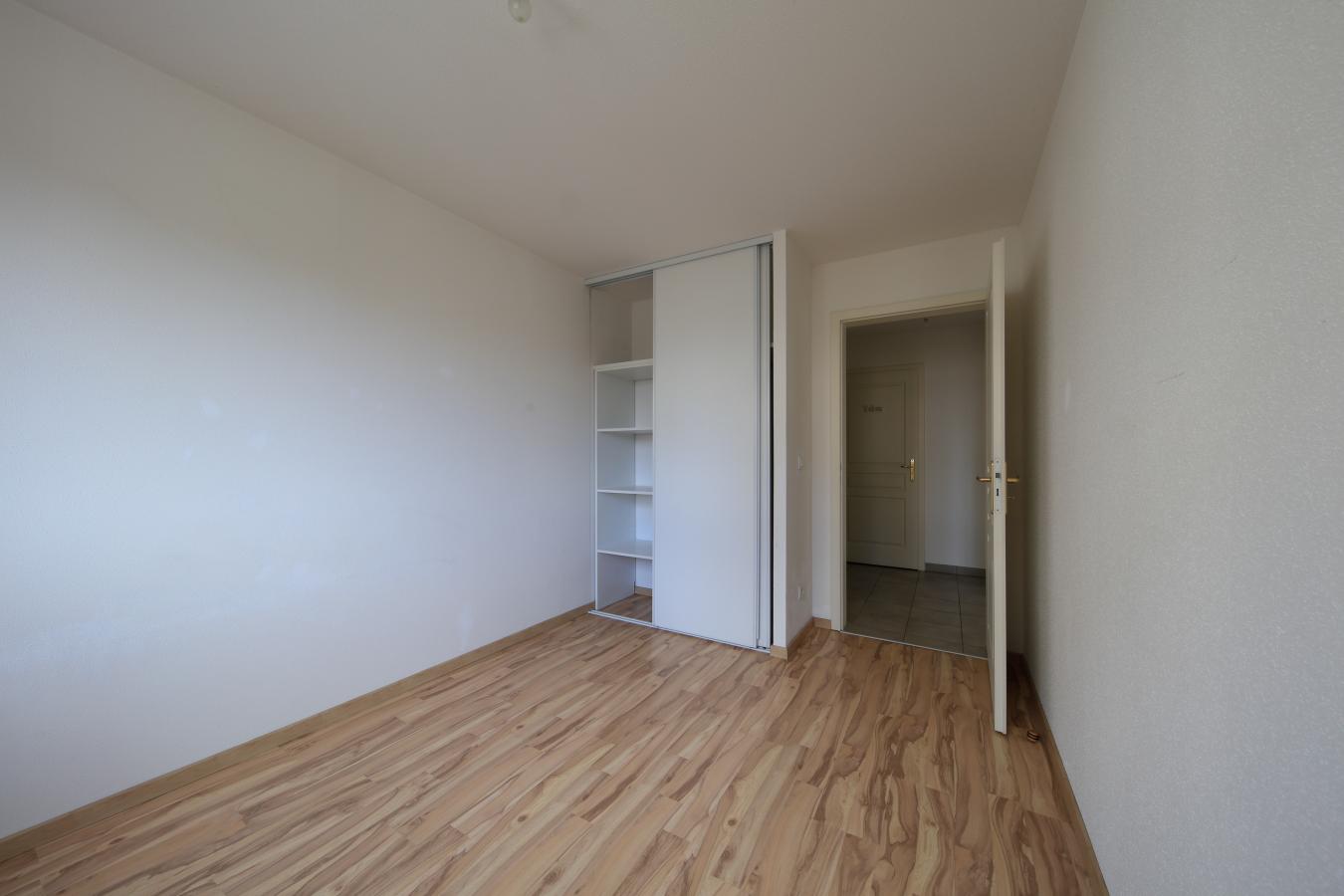 
																																							3 pièces - 
																																						2ème étage - 70m² - 898,94 € - Photo #4