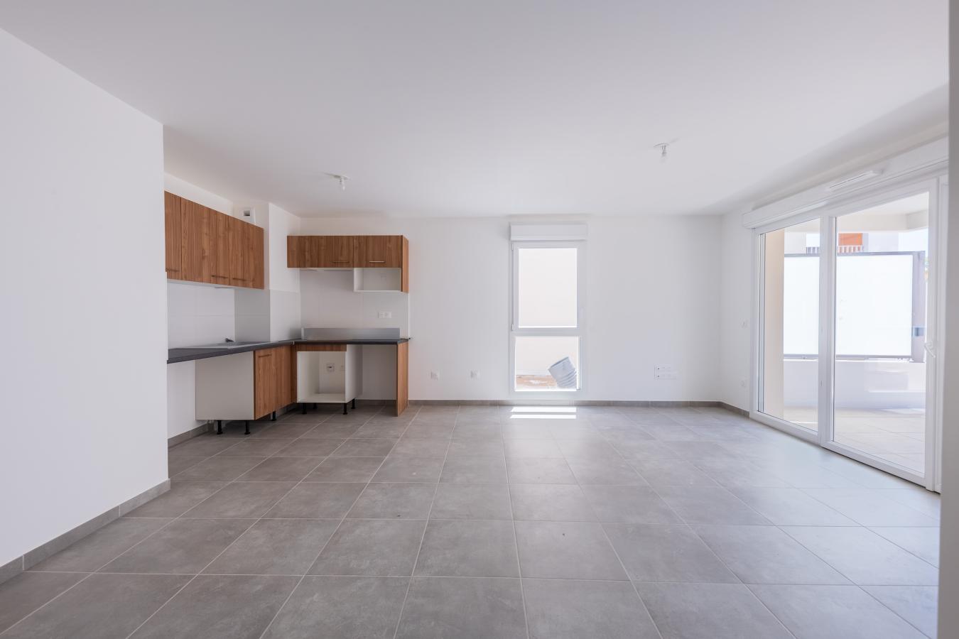 
																			4 pièces - 
																		1er étage - 91m² - 1 408,91 € - Photo #2