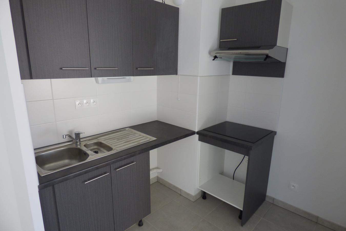 
																																							4 pièces - 
																																						1er étage - 81m² - 969,62 € - Photo #2