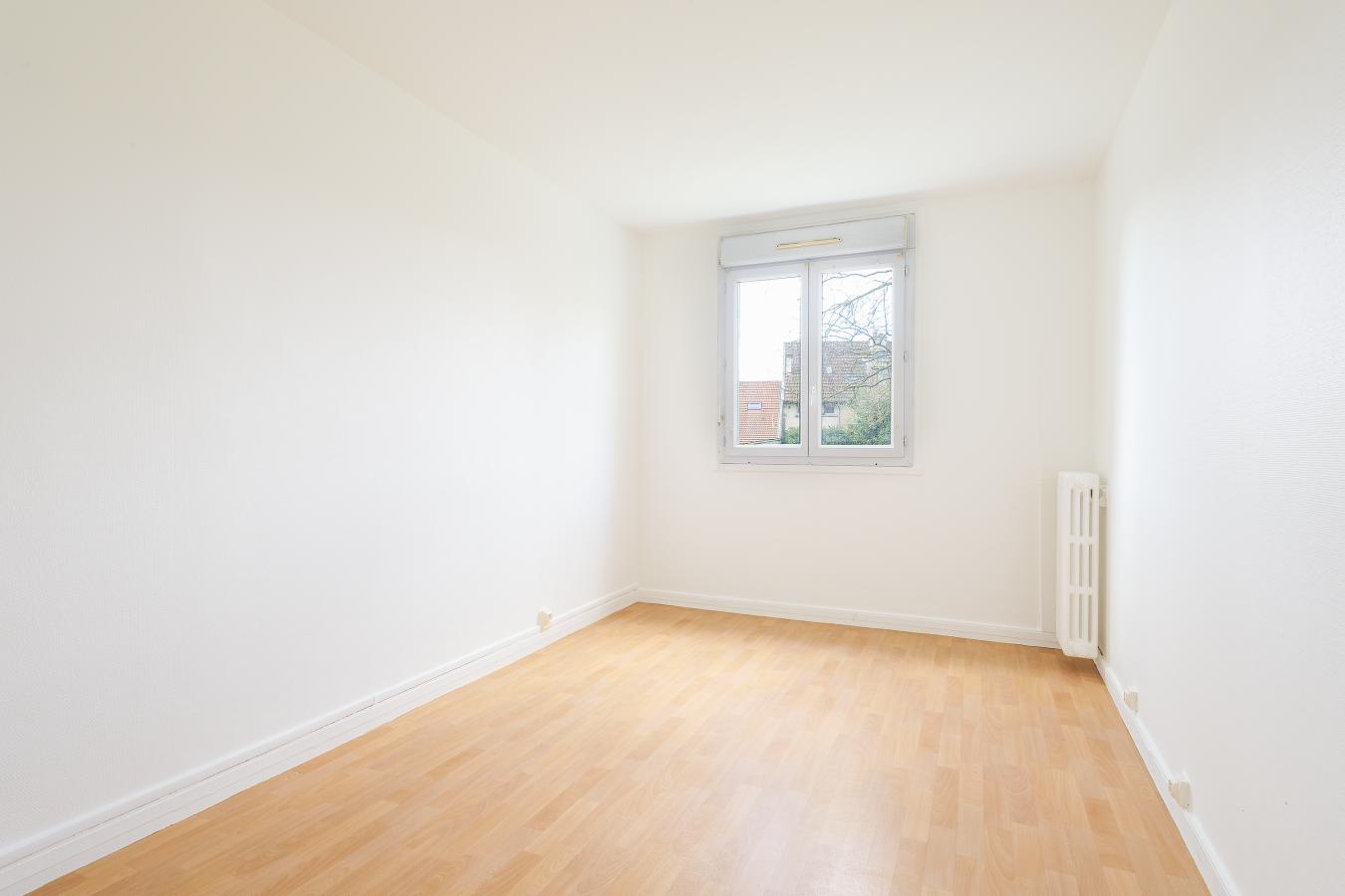 
																																							4 pièces - 
																																						3ème étage - 75m² - 1 400,99 € - Photo #3