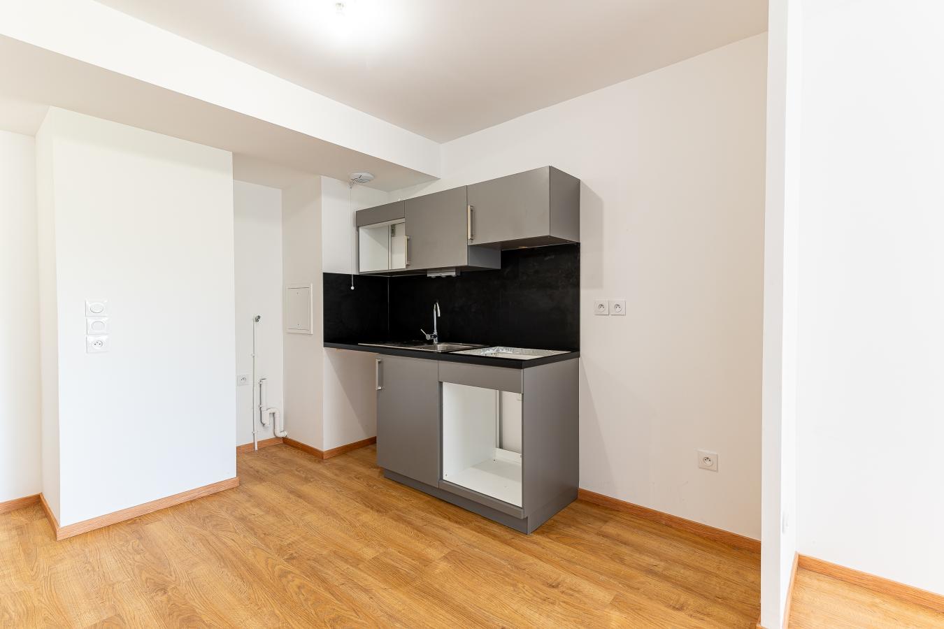 
																																							2 pièces - 
																																						1er étage - 38m² - 698,24 € - Photo #3