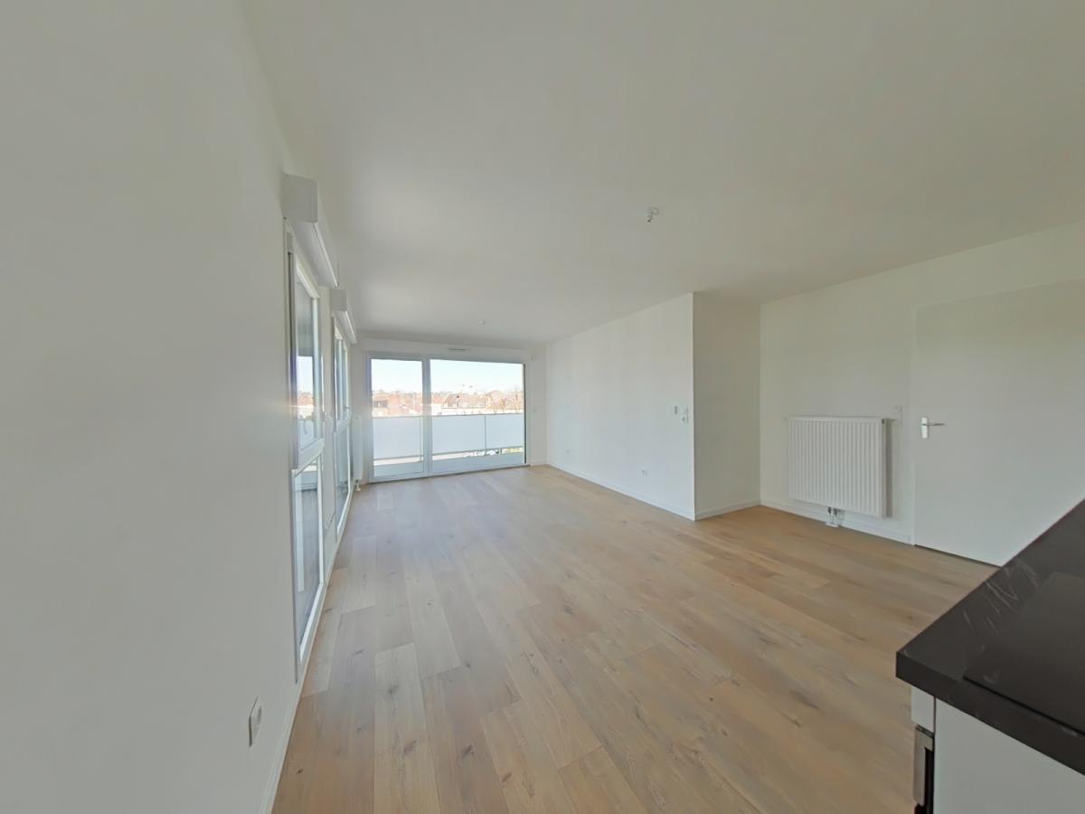 3 pièces - 3ème étage - 65m² - 832,54 € - Photo #2