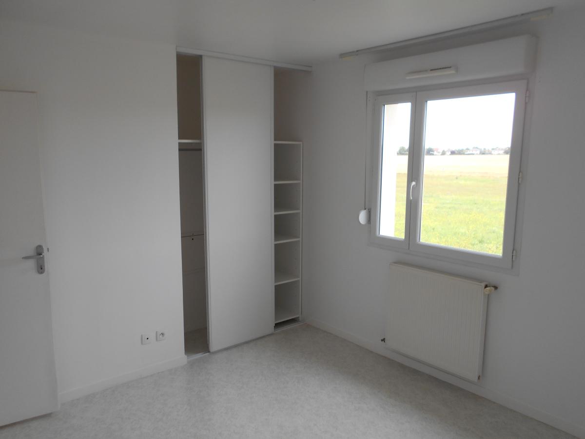 
																																							3 pièces - 
																																						RDC - 72m² - 698,83 € - Photo #4