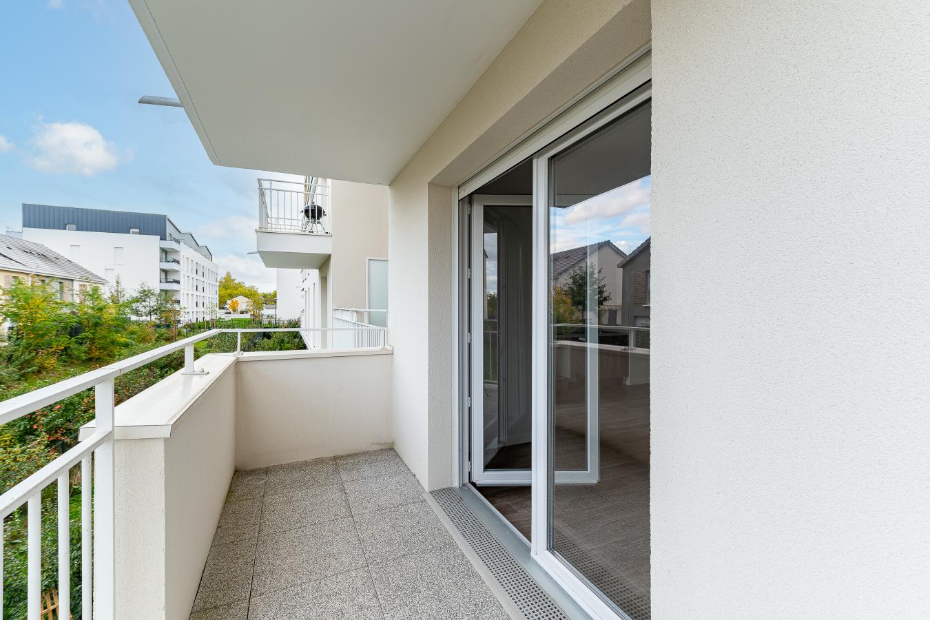 
																																							4 pièces - 
																																						4ème étage - 92m² - 1 304,03 € - Photo #1