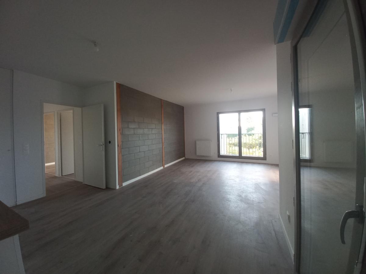 
																			4 pièces - 
																		2ème étage - 79m² - 984,86 € - Photo #4