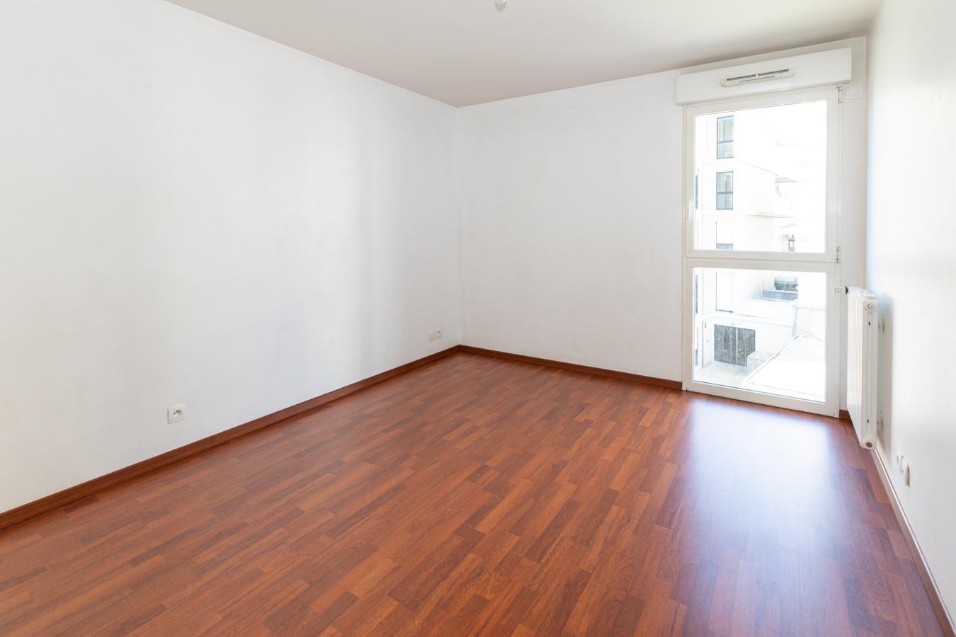 
																																							4 pièces - 
																																						3ème étage - 78m² - 290 000 € - Photo #4