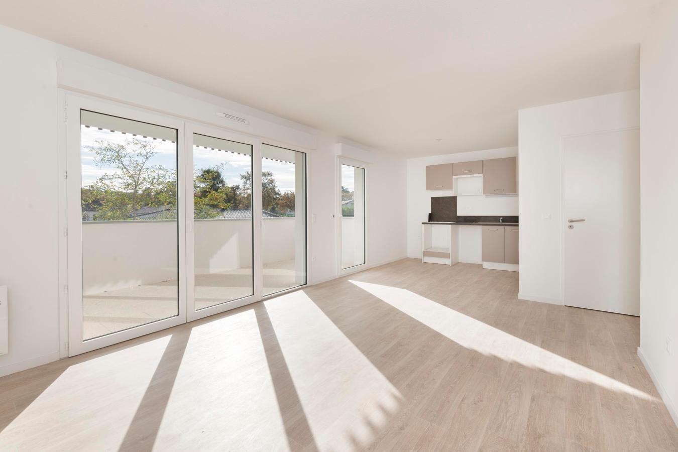 
																			4 pièces - 
																		1er étage - 83m² - 899,46 € - Photo #1