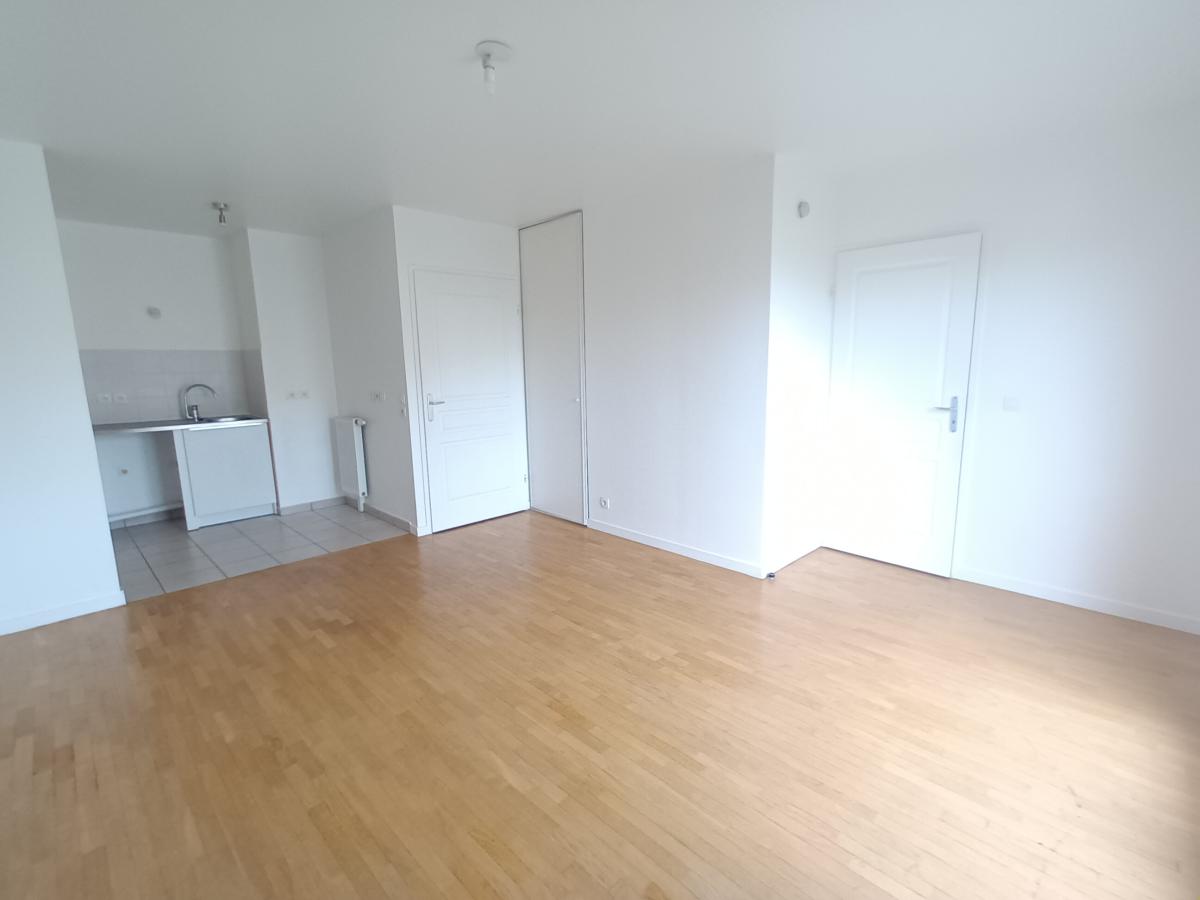 
																			2 pièces - 
																		1er étage - 40m² - 1 049,51 € - Photo #1