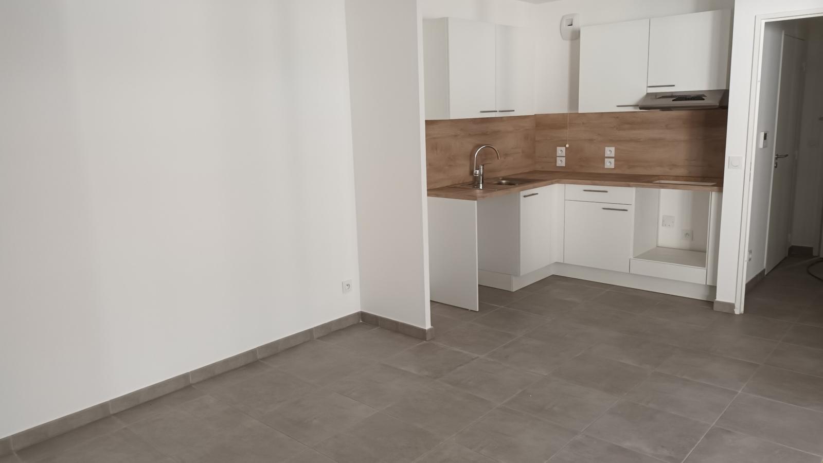
																																							2 pièces - 
																																						2ème étage - 46m² - 889,75 € - Photo #3