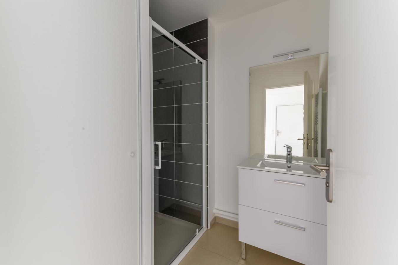 
																			4 pièces - 
																		5ème étage - 81m² - 1 780,74 € - Photo #5