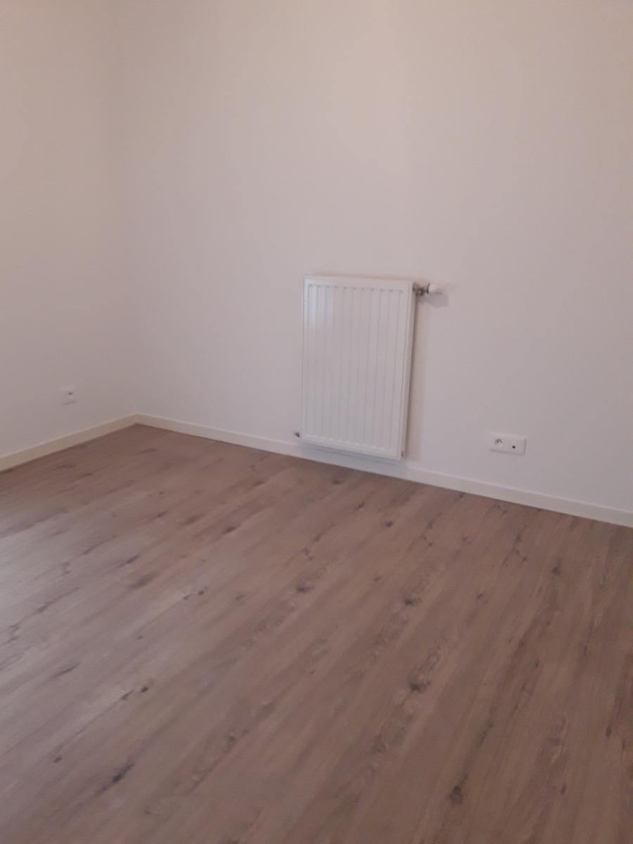 
																																							5 pièces - 
																																						4ème étage - 96m² - 1 325,85 € - Photo #5