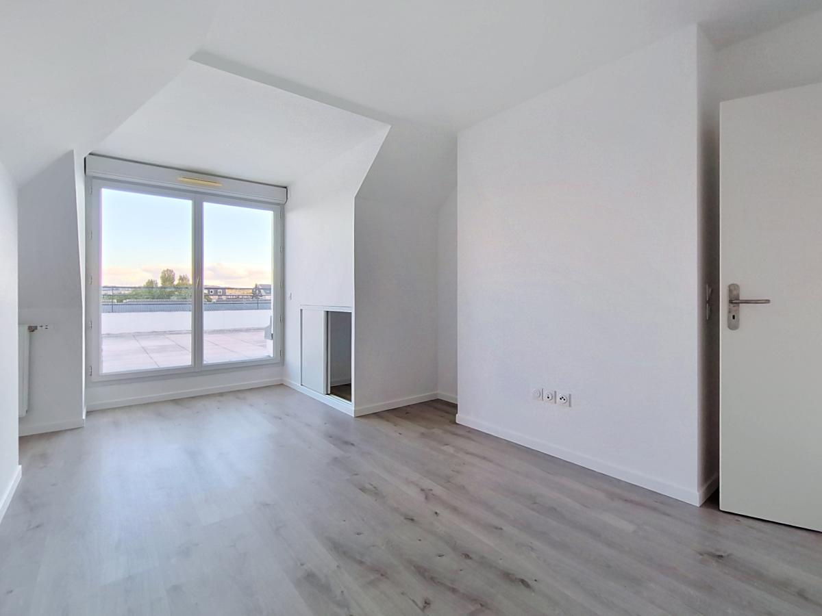 3 pièces - 4ème étage - 67m² - 1 160,89 € - Photo #4