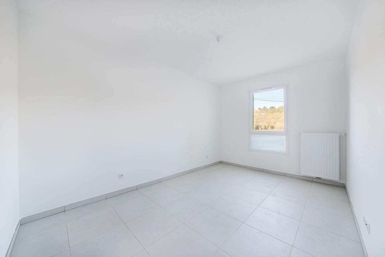 
																																							3 pièces - 
																																						RDC - 59m² - 954,37 € - Photo #2