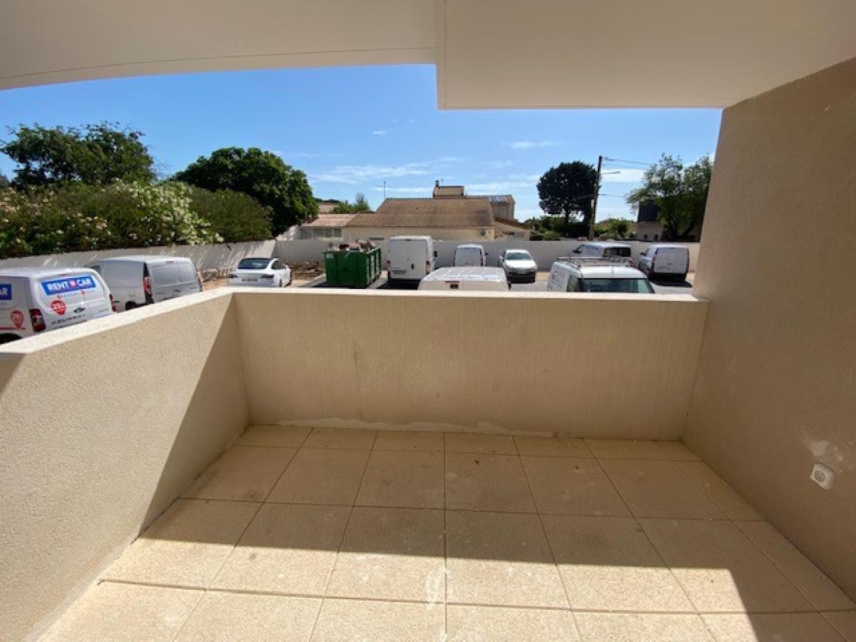 2 pièces - RDC - 47m² - 561,30 € - Photo #2